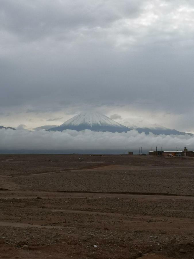 Hostal Katari Hotel San Pedro de Atacama Exterior foto